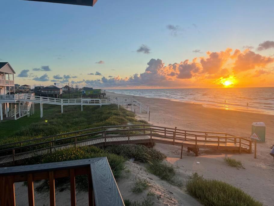 Surfside Beachfront Luxe Exterior foto