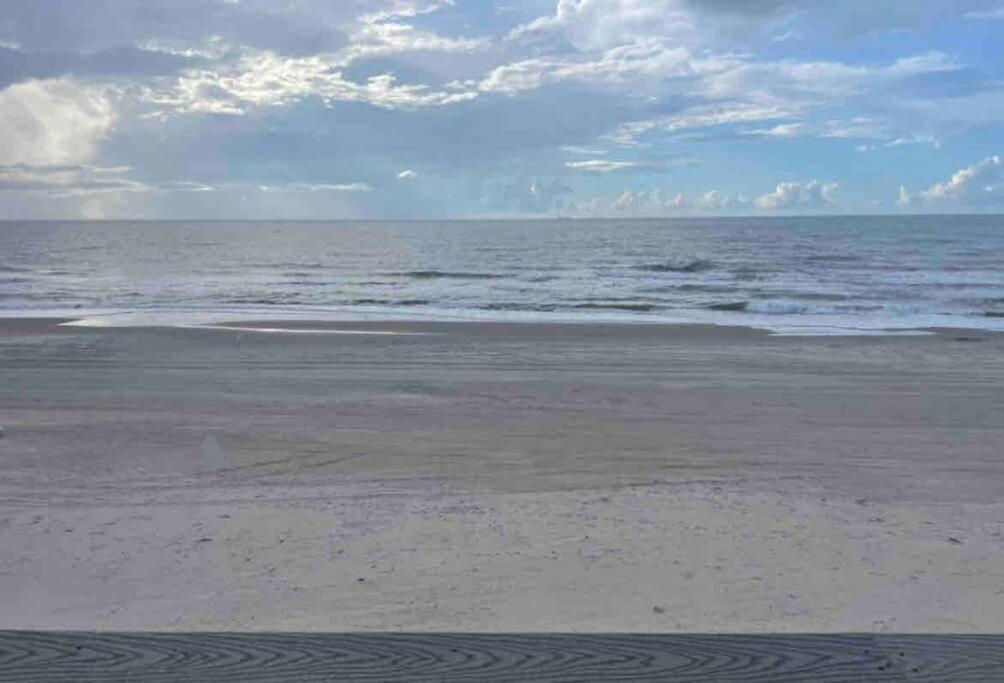 Surfside Beachfront Luxe Exterior foto